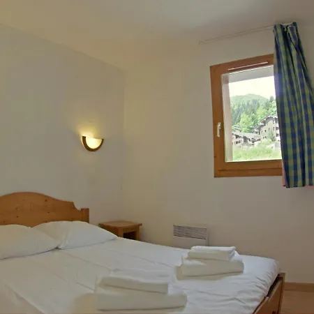 Apartment 3 Pieces Avec Balcon, Animaux Admis, Parking. 7 Couchages, Hameau De La Foret - Fr-1-291-776 *